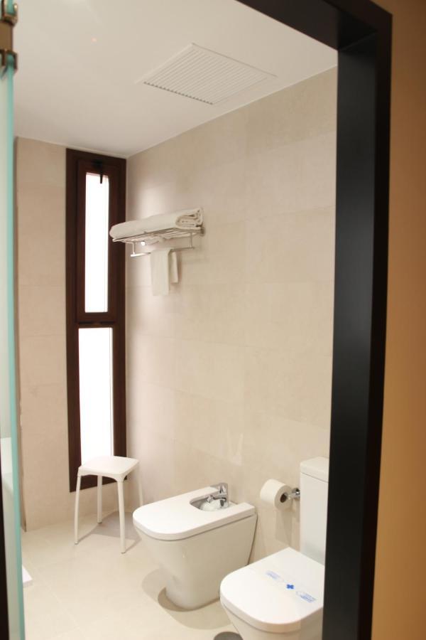 Hotel Alcantara Caceres Ngoại thất bức ảnh