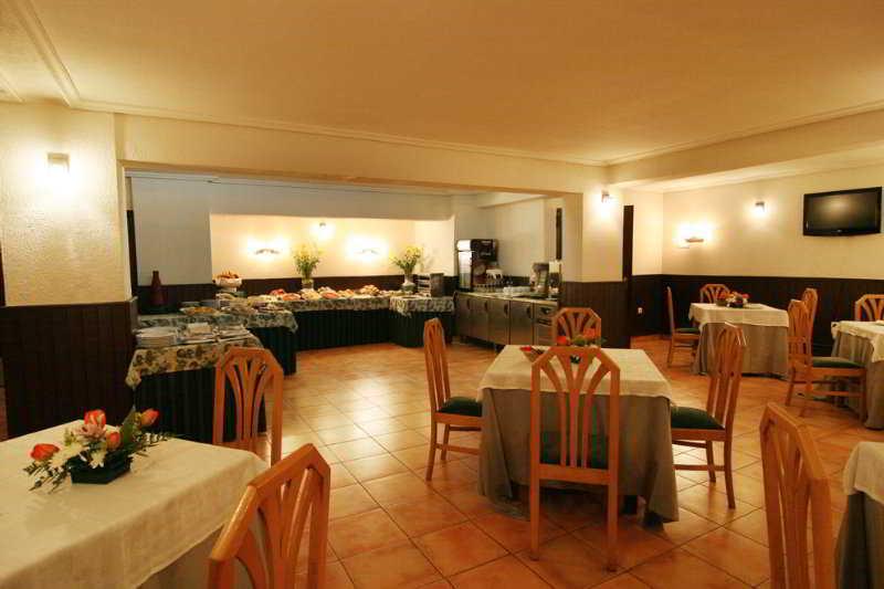 Hotel Alcantara Caceres Ngoại thất bức ảnh
